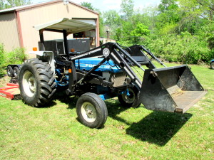 Ford 4610 Diesel w/Bush Hog Loader